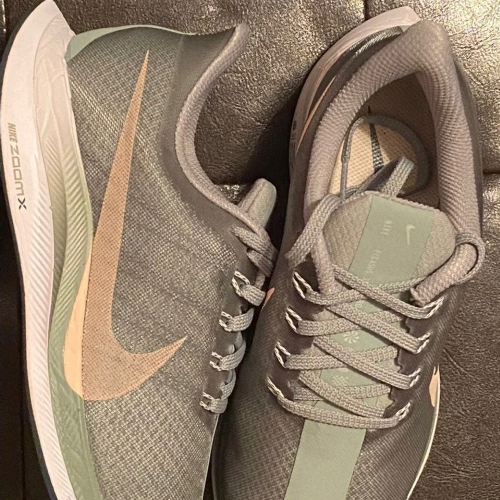 Nike ZoomX Pegasus 35 Turbo Sneakers